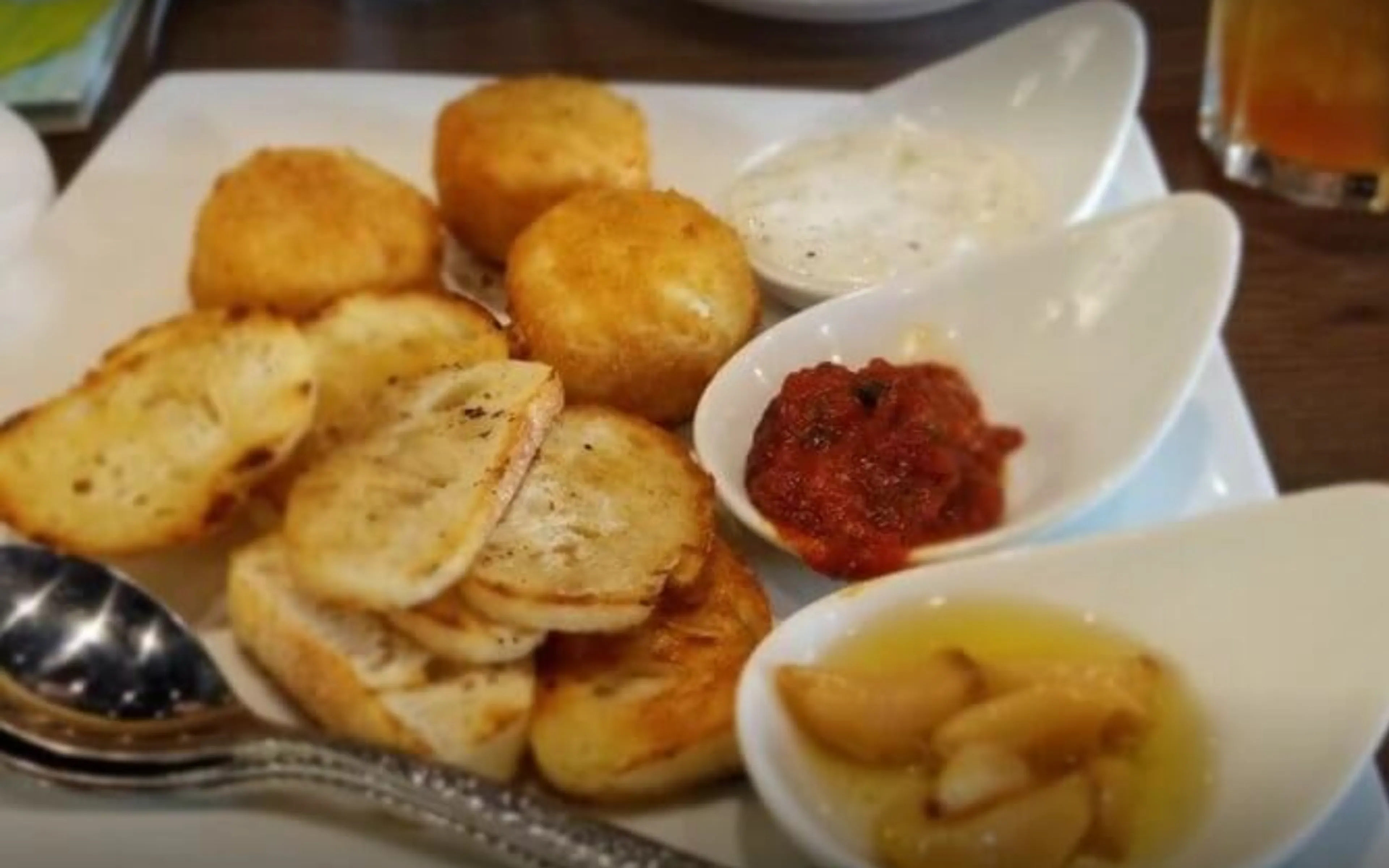 Best American Food Restaurant in Elmwood Park